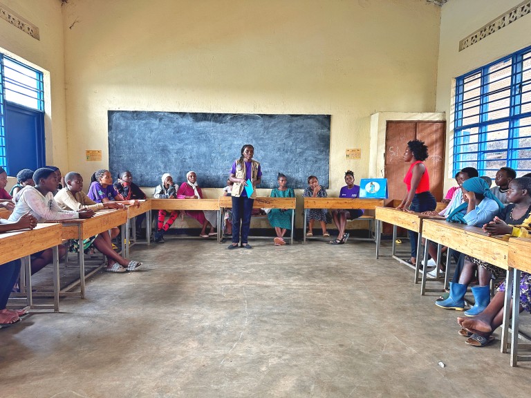 A DREAMS safe space session in Kigali, Rwanda. Credit: Jackie Kasuya/Pact