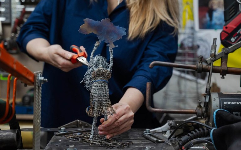 Viktoriia creates a sculpture. Credit: Maksym Kishka