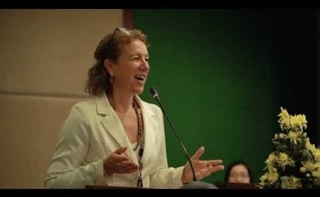 Engaging young women entrepreneurs with government officials in Cambodia