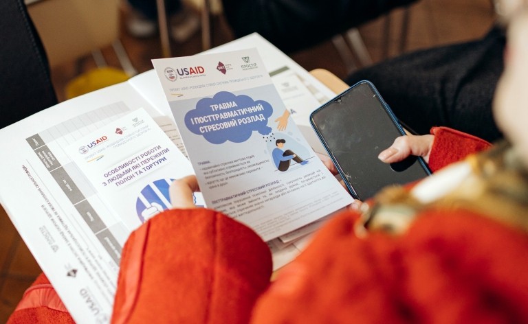 A Pact-supported leaflet on trauma and PTSD in Ukraine.